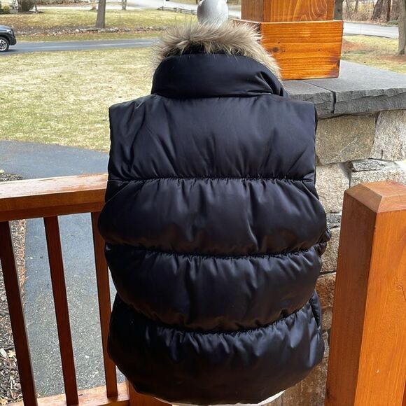 Tommy Hilfiger Vest with fur - Picture 11 of 16